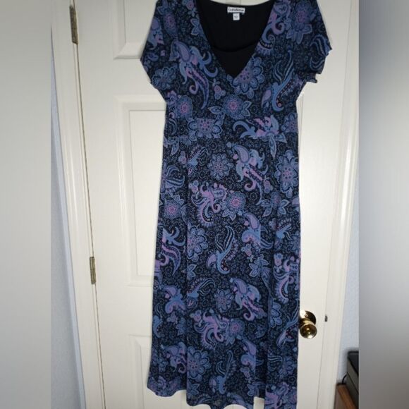 Croft&Barrow L Paisley Print Boho Shortsleeves Multicolored Long Women's Dress. - Picture 1 of 7